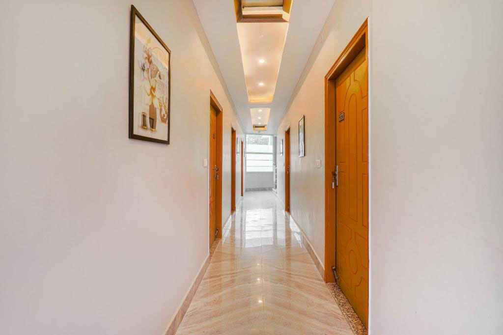 Guest accommodation at Divine Yoga School